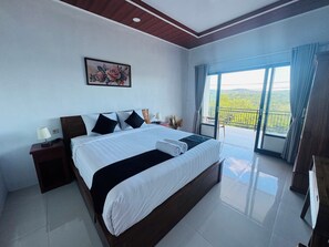 Standard Double Room, Balcony, Mountain View