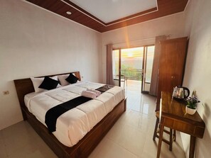 Standard-Doppelzimmer, Balkon, Bergblick