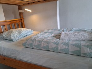 Down duvets, bed sheets, wheelchair access - ALBERGUE PUNTAGORDA (Puntagorda)