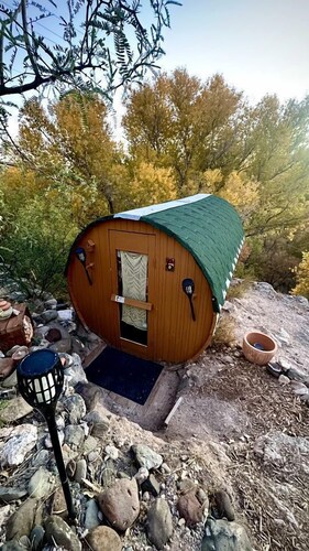 Amazing Unique Barrel Pod with Incredible Views for an Unforgettable Romantic Getaway near Lake Montezuma, Arizona