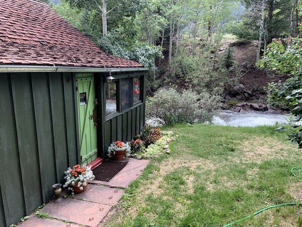 Exterior - Romantic Hideaway Cottage on Clear Creek in Georgetown, Colorado (Georgetown)