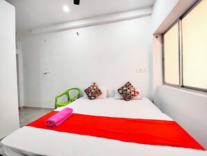 Room - Sanskriti - NEAR HANUMAN MANDIR ASSI (Varanasi)