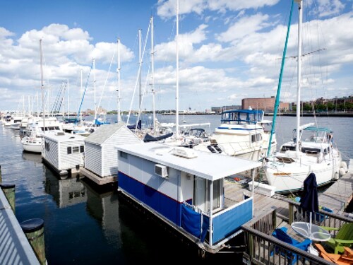 Floating Cabin Perfect for a Unique Getaway to Boston, Massachusetts