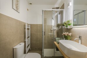 Nhà | 2 phòng ngủ 
