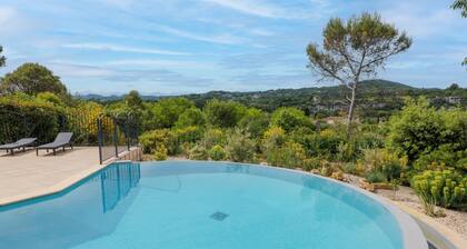 Appartement « Résidence Château Saint Martin » avec balcon, Wi-Fi et climatisation