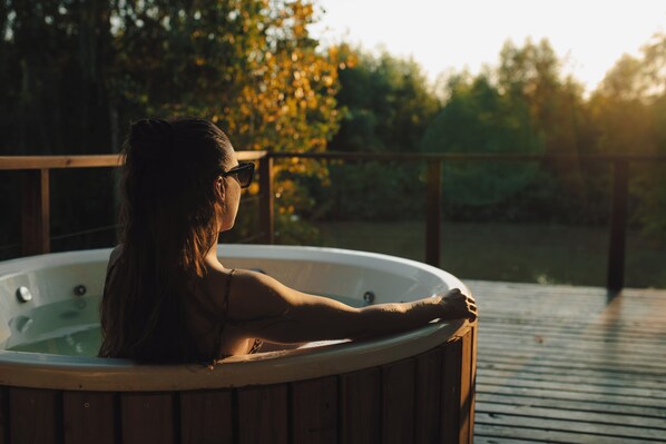 Baignoire à remous extérieure
