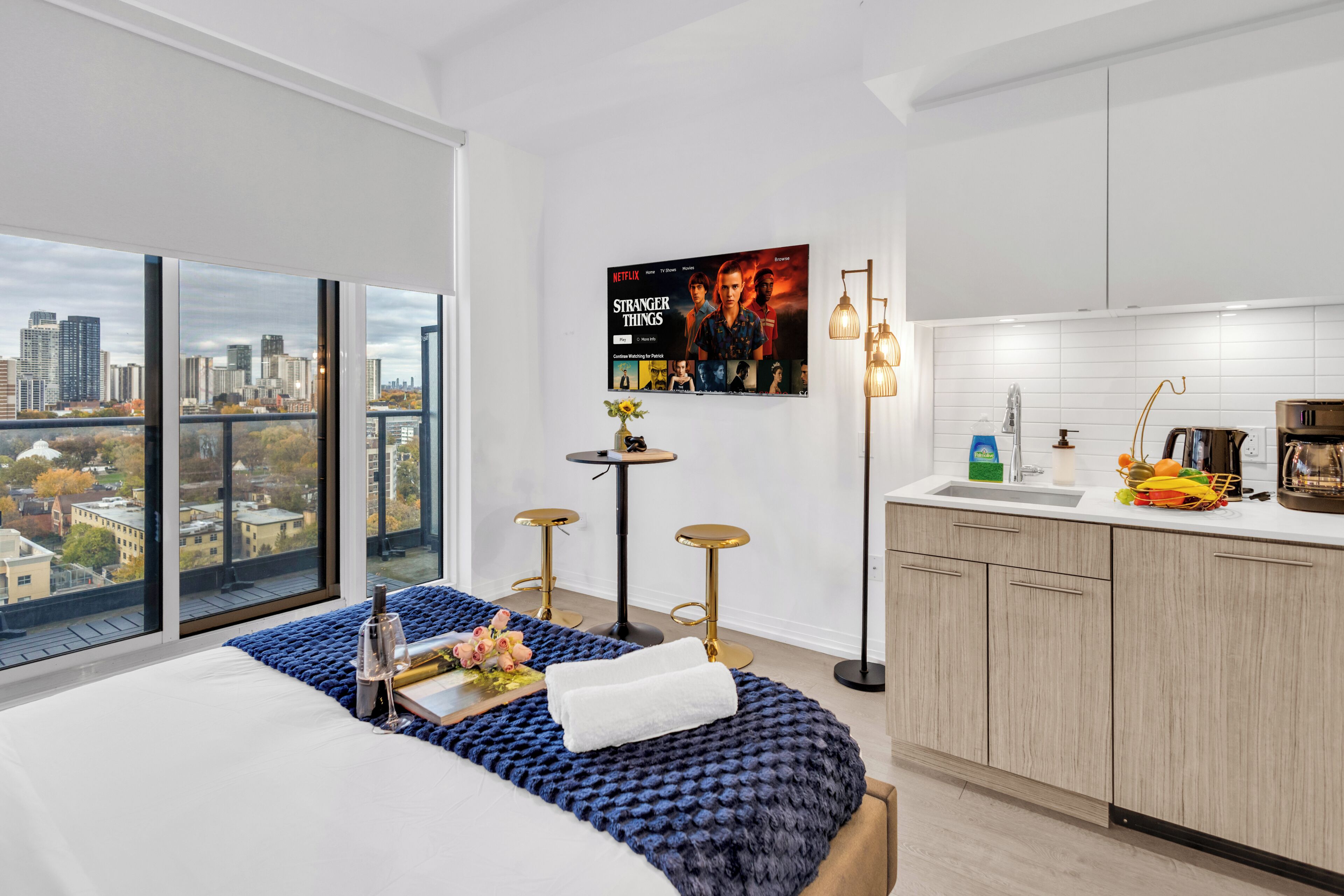 Eenvoudige studio suite, 1 queensize bed, niet-roken, uitzicht op de stad