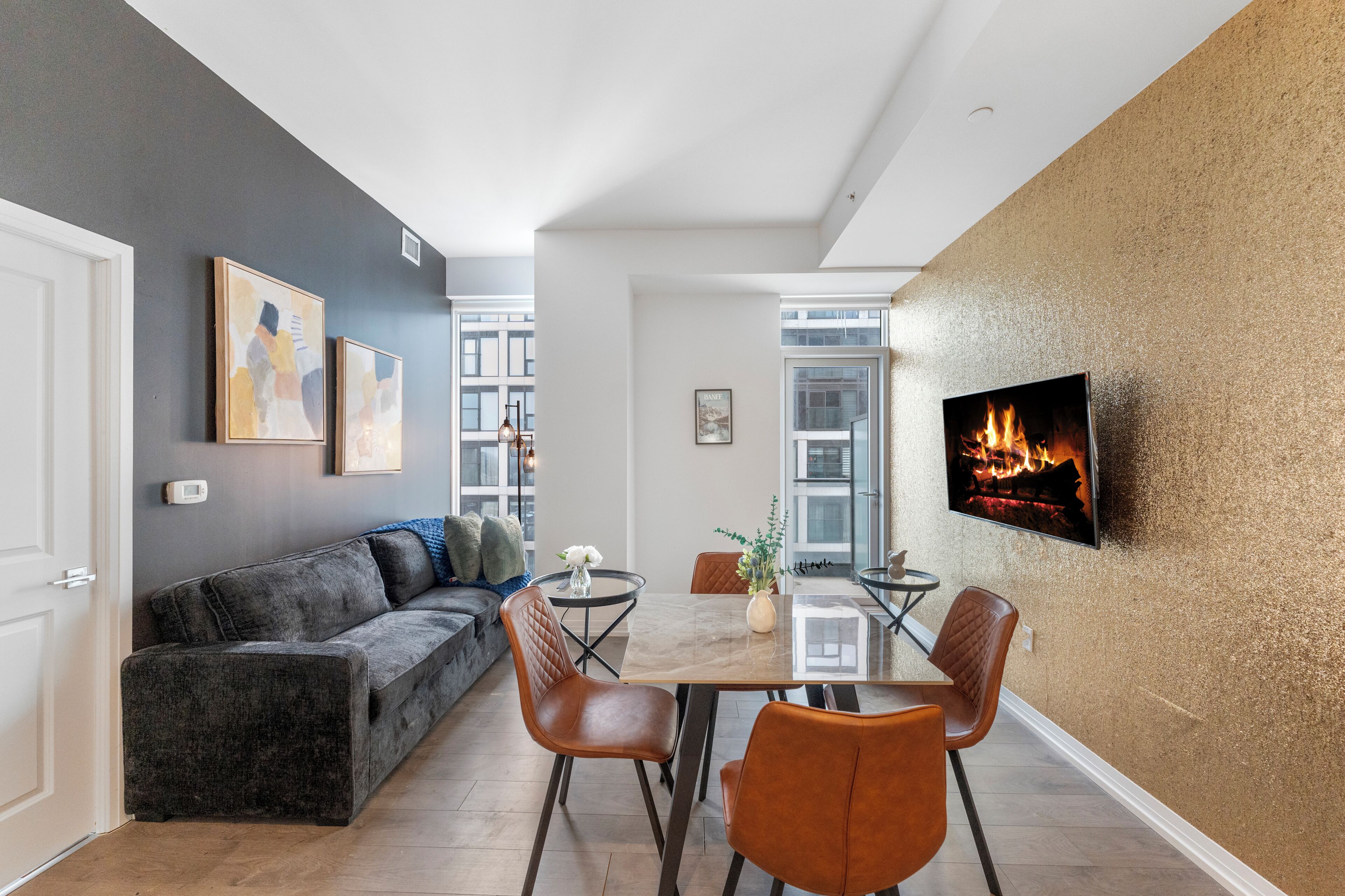 Executive Suite, 1 Bedroom, Non Smoking, City View | Living area | 50-inch TV with digital channels