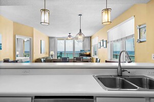 Condo, Multiple Beds (Summerwind Center 504) | Interior