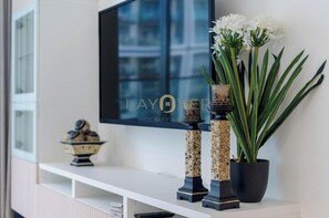 Interior - Layover Holiday Homes (Dubai)