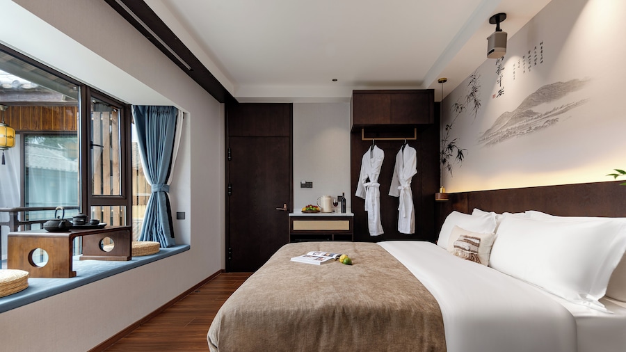 Hangzhou West Lake Demo Hotel