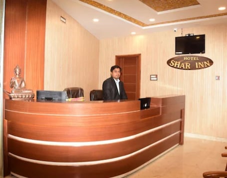 Lobby. Hotel Shar Inn