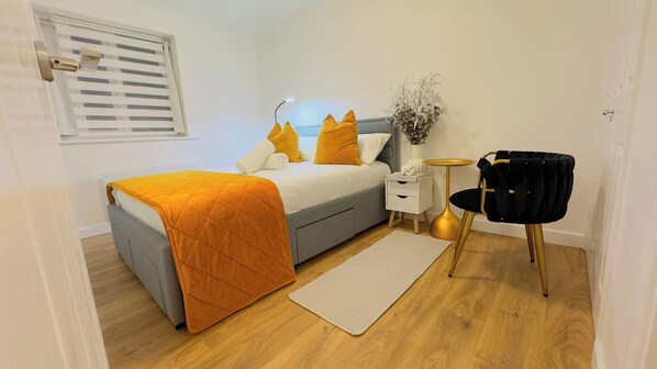 1 bedroom, free WiFi, bed sheets