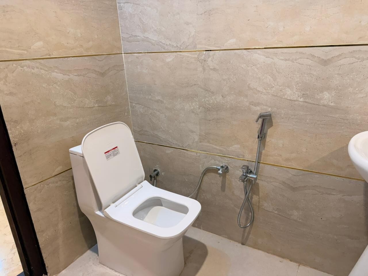Standard Room | Bathroom