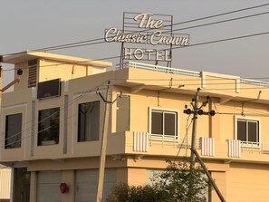 Exterior detail - The Classic Crown (Ayodhya)