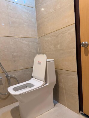 Standard Room | Bathroom