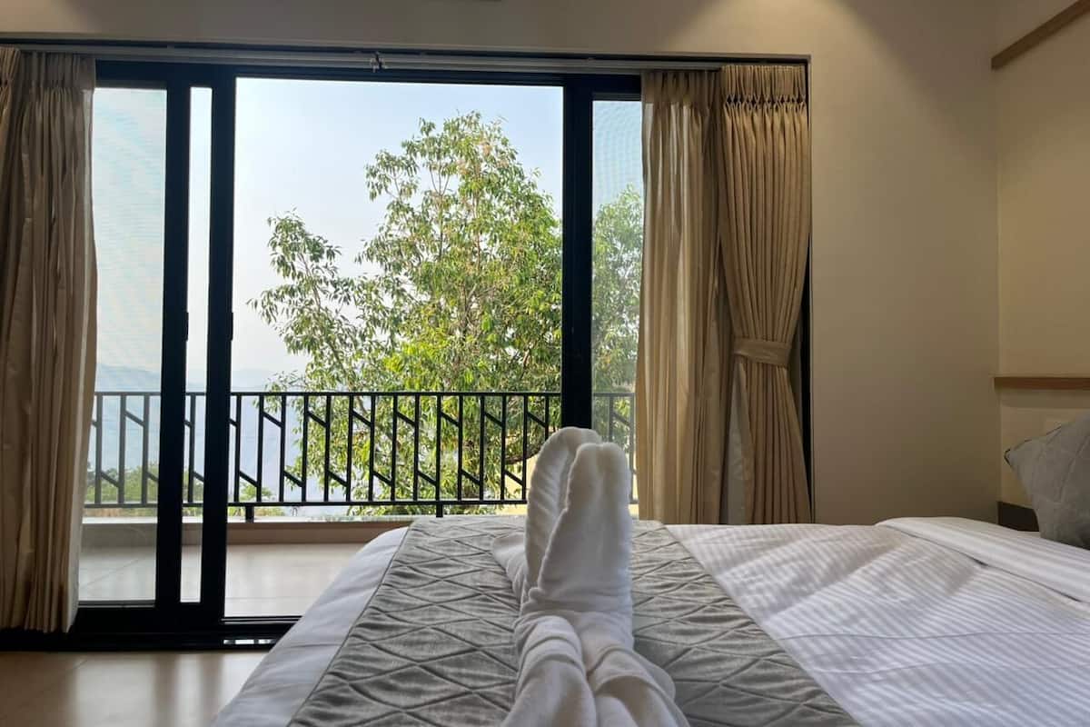 クラシック ダブルルーム バルコニー バレービュー