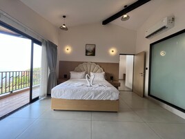 Economy Double Room, Balcony, Valley View