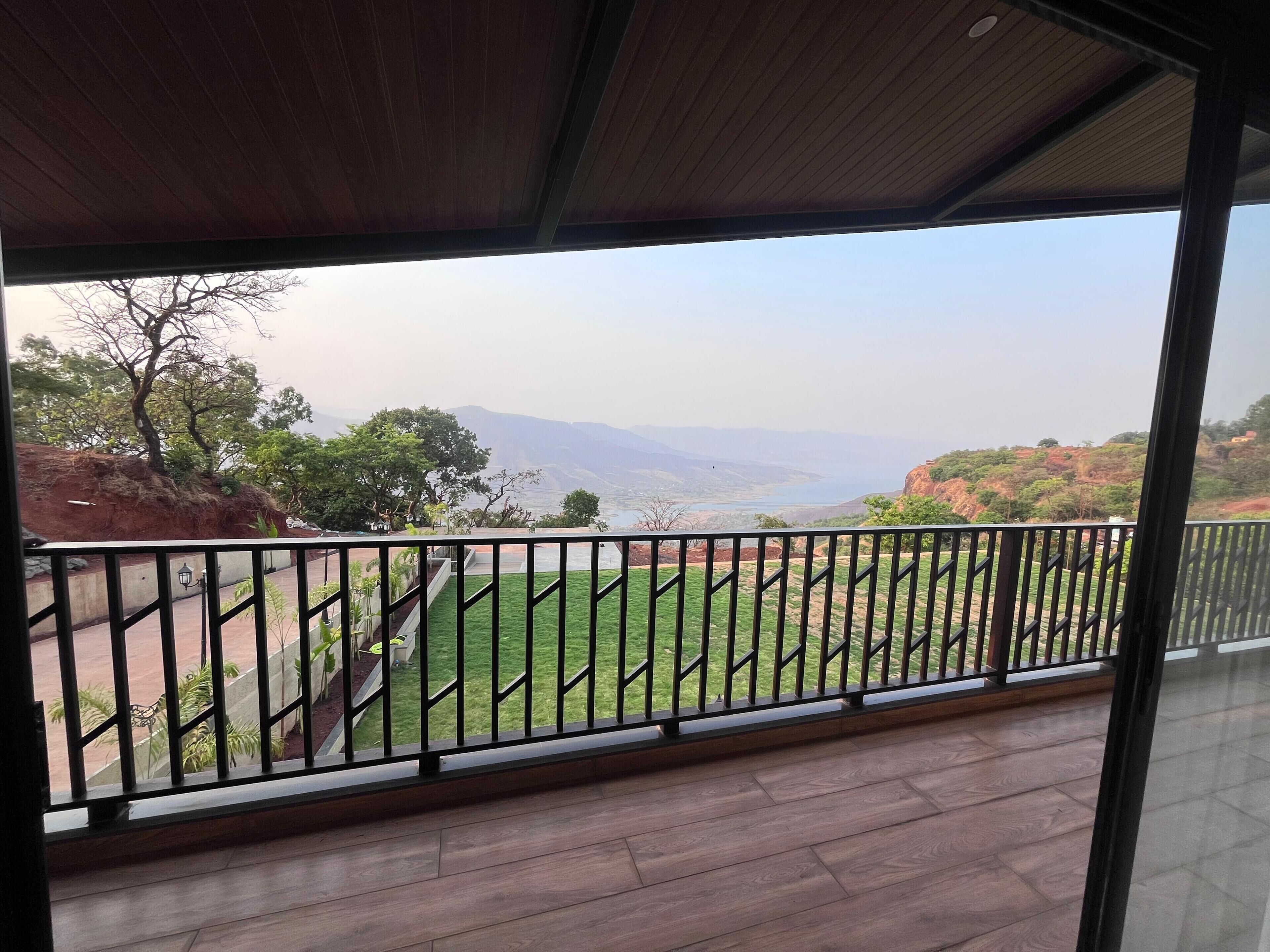 Economy Double Room, Balcony, Valley View | Property grounds