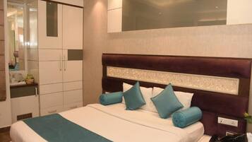 Deluxe Double Room, City View