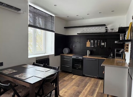Private kitchen. Jaukus šeimos butas su 2 miegamaisiais