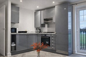 Private kitchen - Cosy one bed flat near Liverpool Anfield Stadium(LFC),great view and parkings (Liverpool)