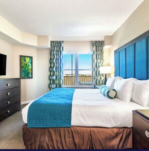 2 bedrooms, iron/ironing board, WiFi, bed sheets - Resort-Style 2BR Condo-7 Pools, Hot Tubs & Family Amenities minutes from Disney (Kissimmee)