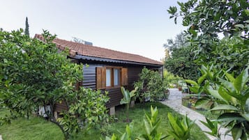 Family House, 2 Bedrooms, Partial Sea View | Exterior