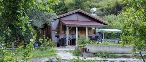 Familienhaus, 2 Schlafzimmer, eingeschränkter Meerblick | Aussenbereich