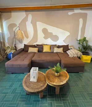 Interior - Tropical duplex by the sea (direct private access) (Libreville)