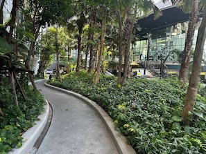 Condo, 1 Bedroom, Accessible, Balcony | Garden - BKK Oasis Stylish & Cozy Condo Near MRT 200m (Bangkok)