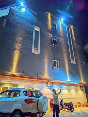 Exterior - AVR Hotel (Indore)