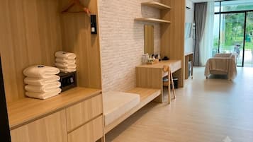 Room, 1 Bedroom, Smoking, Terrace | Interior