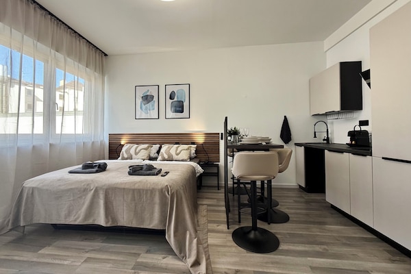 Blackout drapes, iron/ironing board, free WiFi, bed sheets