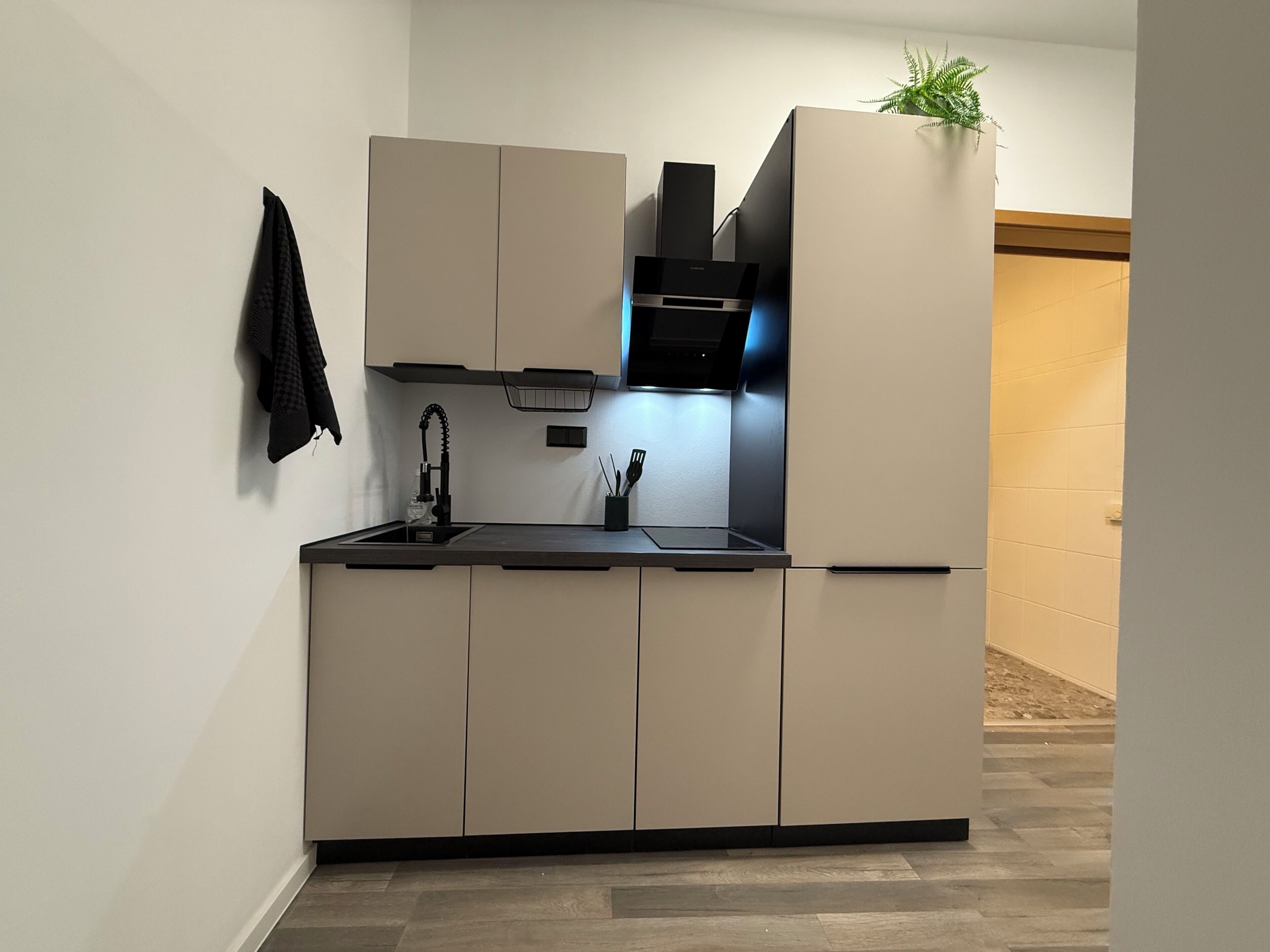 Superior Studio | Private kitchen | Full-sized fridge, stovetop, espresso maker, coffee/tea maker