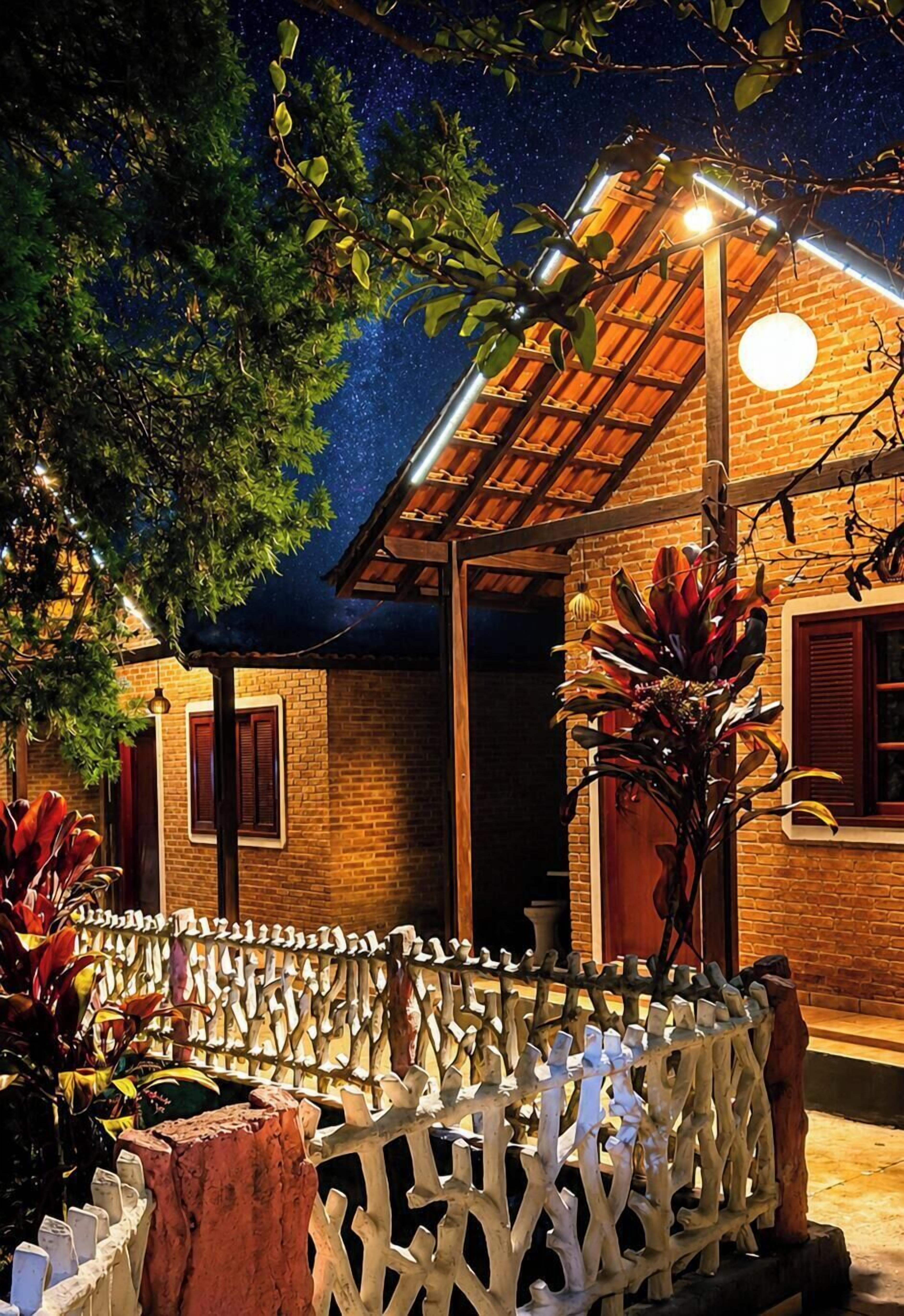Comfort Chalet | Iron/ironing board, free WiFi