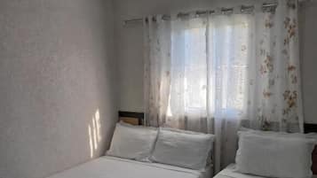 Iron/ironing board, free WiFi