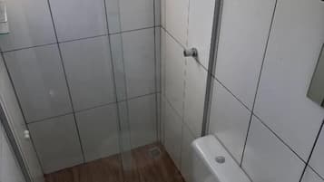 Comfort Double Room, Lake View | Bathroom