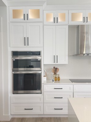 Private kitchen - Newly Built Modern Vacation Home 4 BR/3 BA Your Own Heated Pool, Lanai on Canal (Cape Coral)