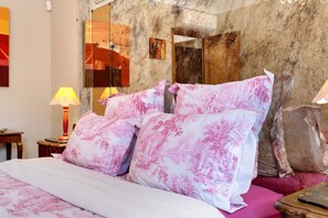 1 chambre, Wi-Fi, draps fournis