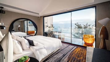 Signature Double Room, Lake View