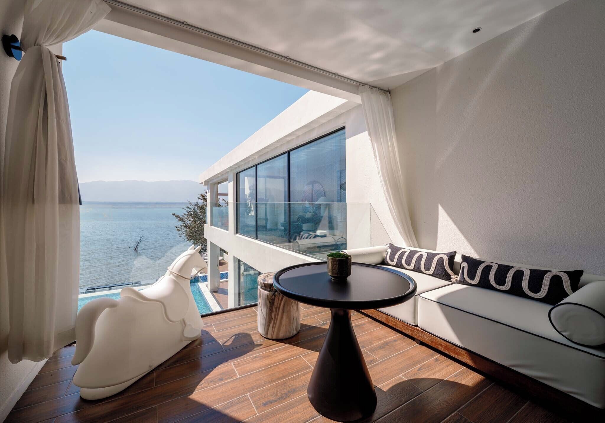Habitación junior doble, vistas al lago | Vistas desde la habitación