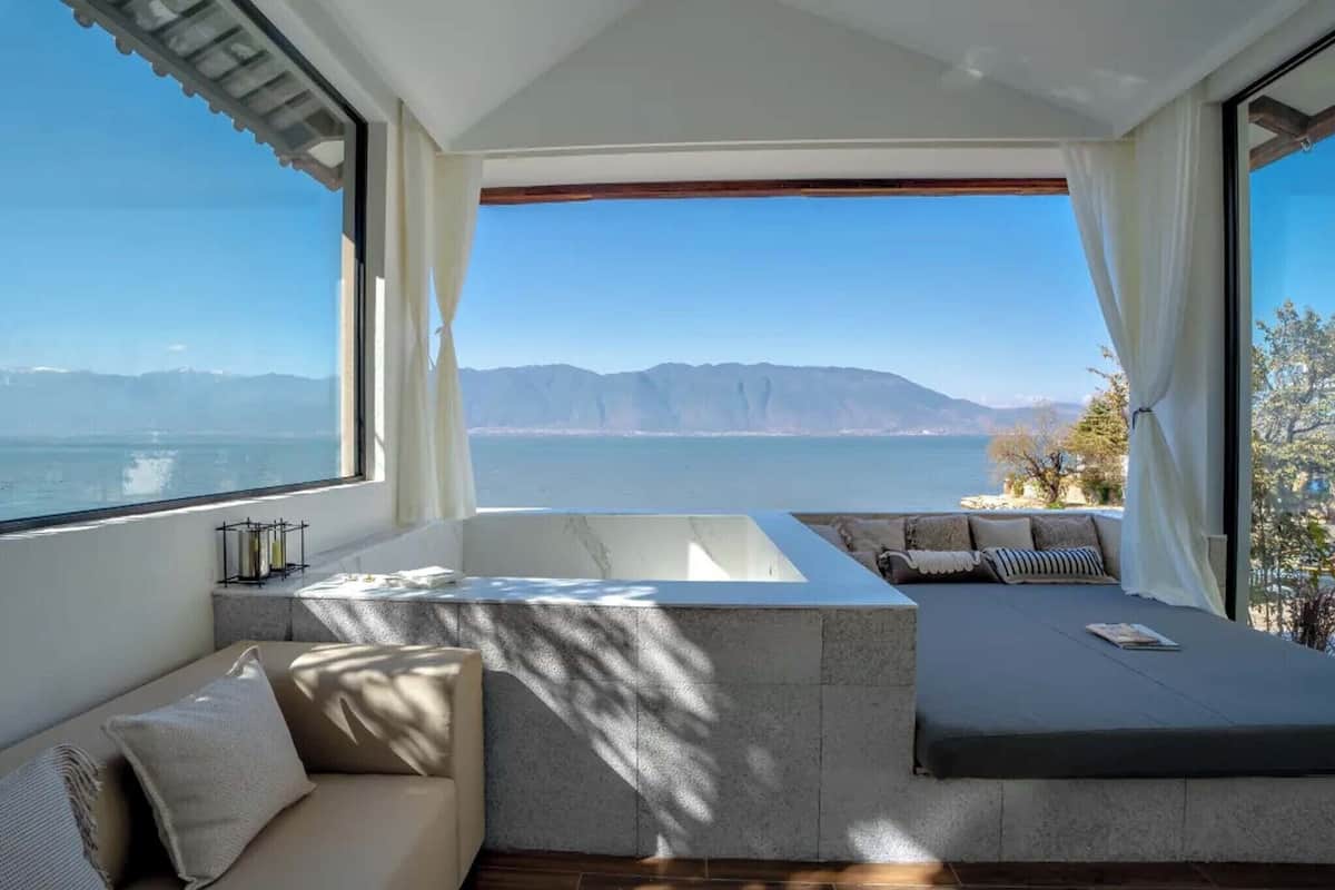 Luxury Suite, Lake View | Lake view