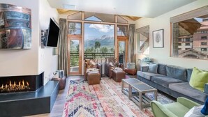 Living area - Granitia 204 Ski in,Ski out Mountain Village Core (Mountain Village)