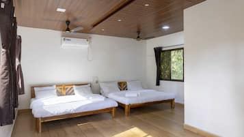 Dobbeltrom – deluxe, balkong, bassengutsikt