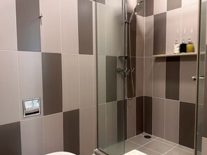 Apartment, 1 Bedroom, Accessible | Bathroom - Modern & Cozy Nest 3 Mins to BTS Saphan Khwai (Bangkok)