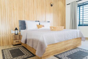 1 bedroom, iron/ironing board, Internet, bed sheets