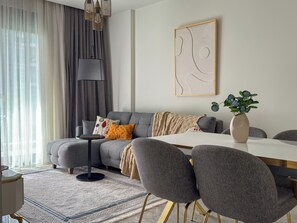 Living area - Qoople Legend 36-A12 - Premium 1-bedroom apartment in Alanya (Alanya)