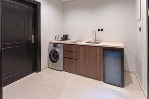 Junior Suite | Interior - Lafeef Hotel Al-Aridh (Al Quwaiiyah)