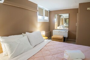 4 Schlafzimmer, Bügeleisen/Bügelbrett, WLAN, Bettwäsche